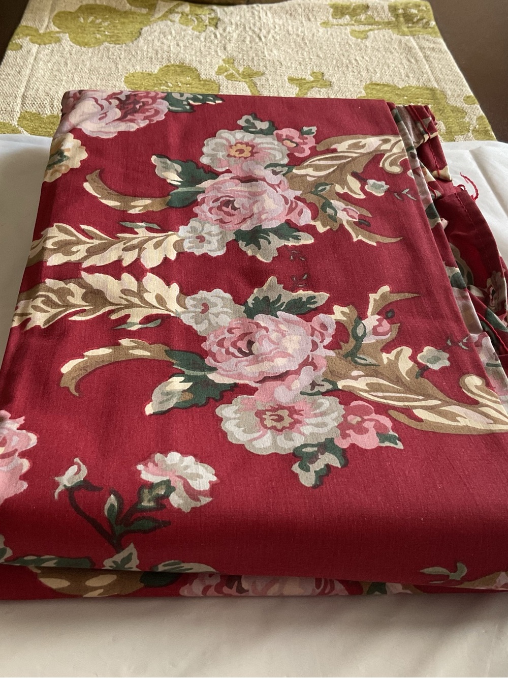 VTG Lauren Ralph Lauren Marseilles Red Floral Ruffle Twin Flat Sheet- NEW, USA